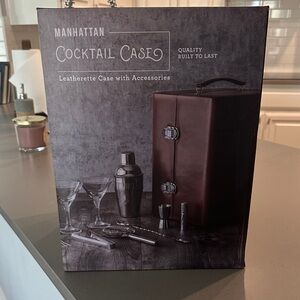 Manhattan Brown Leatherette Cocktail Case NEW never opened